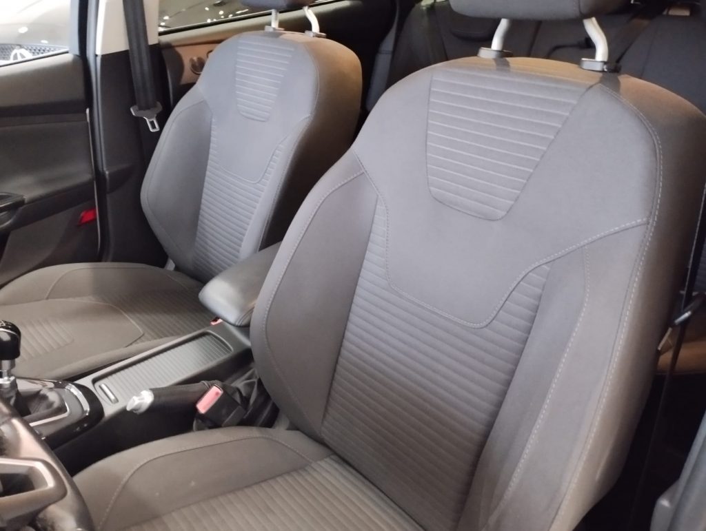 Ford Focus SW 1.5 TDCi Trend+ cheio