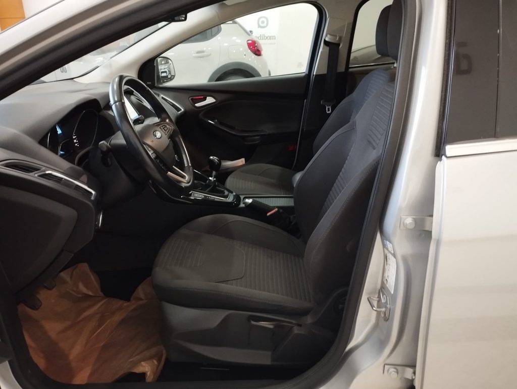 Ford Focus SW 1.5 TDCi Trend+ cheio