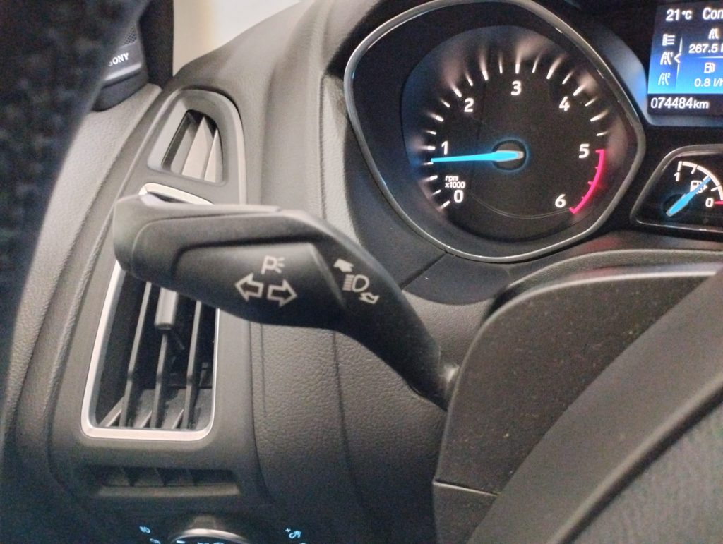 Ford Focus SW 1.5 TDCi Trend+ cheio