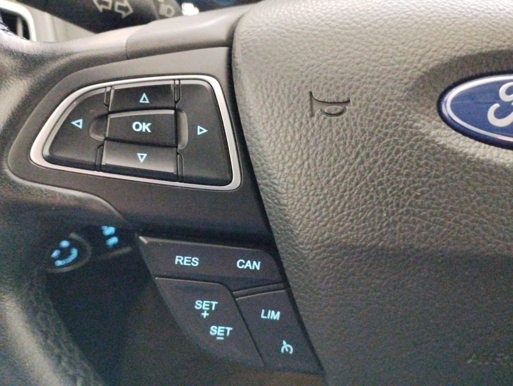 Ford Focus SW 1.5 TDCi Trend+ cheio