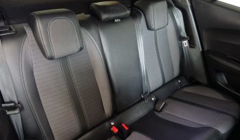 Peugeot 2008 1.5 BlueHDi Allure cheio