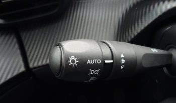 Peugeot 2008 1.5 BlueHDi Allure cheio