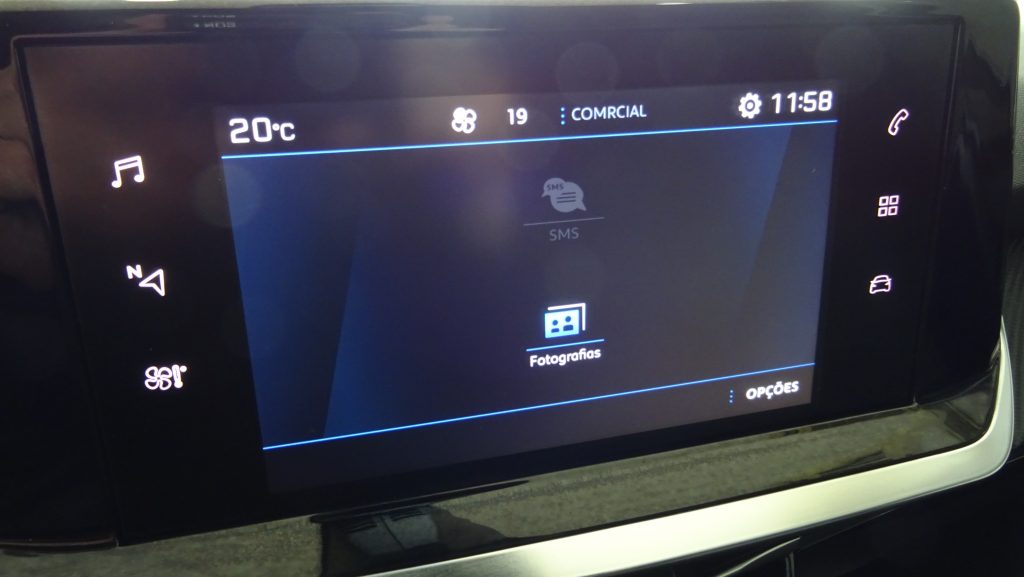 Peugeot 2008 1.5 BlueHDi Allure cheio