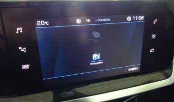Peugeot 2008 1.5 BlueHDi Allure cheio