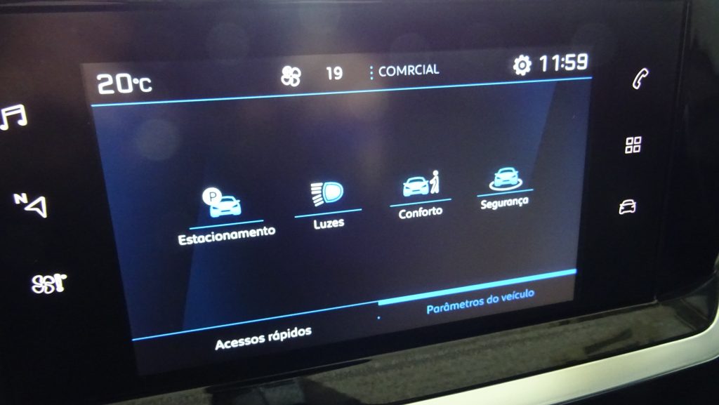 Peugeot 2008 1.5 BlueHDi Allure cheio