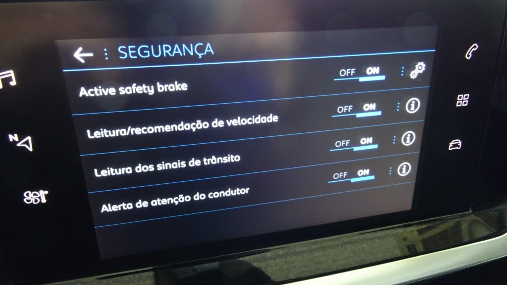 Peugeot 2008 1.5 BlueHDi Allure cheio