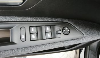 Peugeot 3008 1.5 BlueHDi active cheio