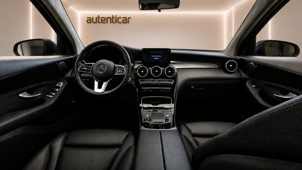 Mercedes-Benz GLC 300de 4Matic cheio