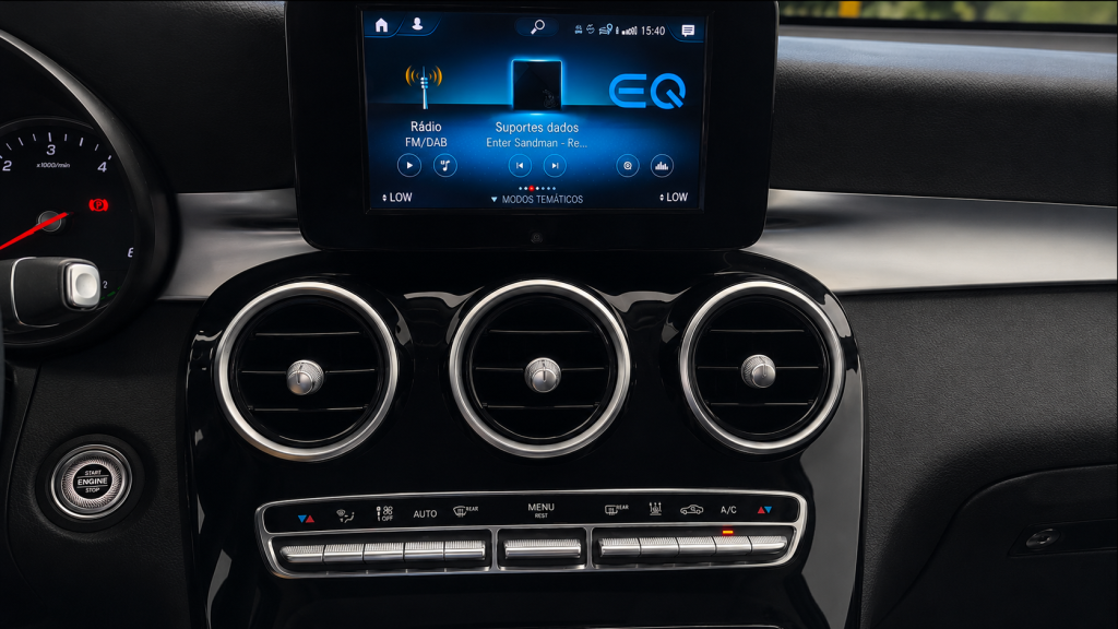 Mercedes-Benz GLC 300de 4Matic cheio