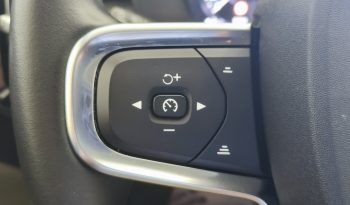 VOLVO XC 40 T5 Plug-in Hybrid cheio