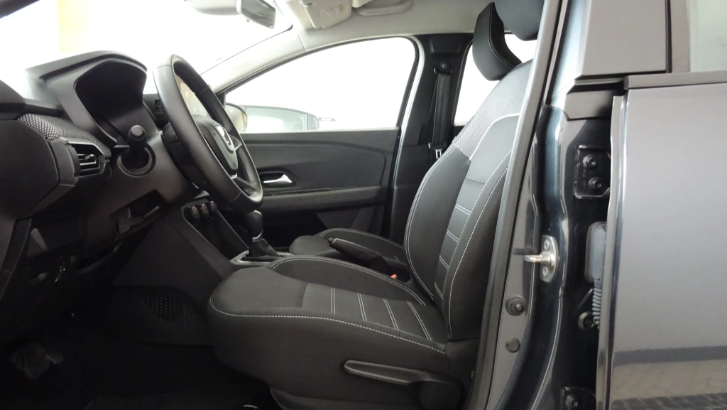 Dacia Sandero 1.0 TCe Comfort CVT cheio