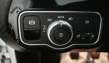 Mercedes Benz A 180 d Progressive cheio