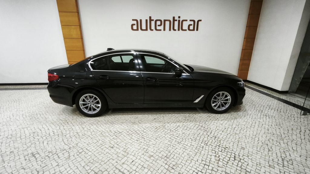 BMW 520 d Line Sport Auto cheio