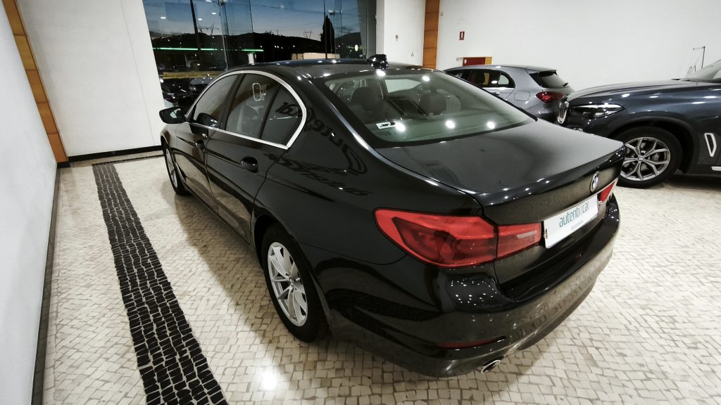 BMW 520 d Line Sport Auto cheio