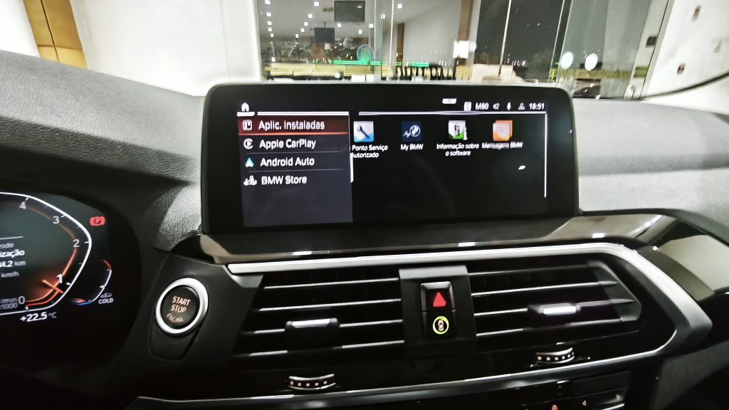 BMW X3 sDrive Auto cheio