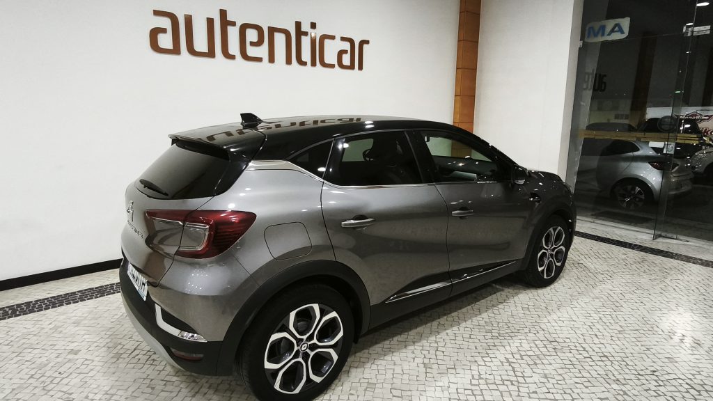 Renault Captur 1.0 TCe Techno cheio