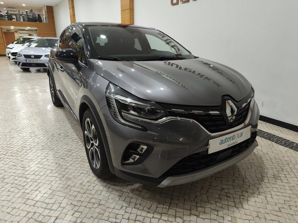 Renault Captur 1.0 TCe Techno cheio