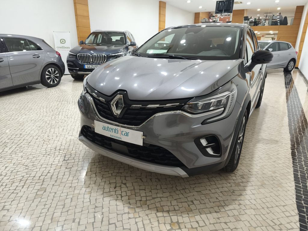 Renault Captur 1.0 TCe Techno cheio