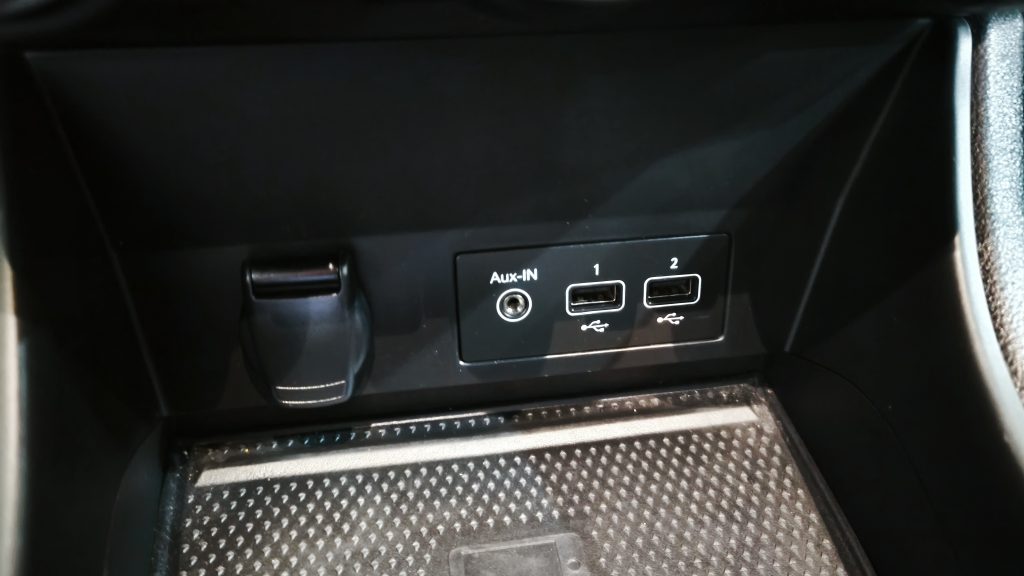 Renault Captur 1.0 TCe Techno cheio