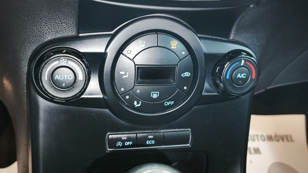 Ford Fiesta 1.0 T EcoBoost STLine cheio