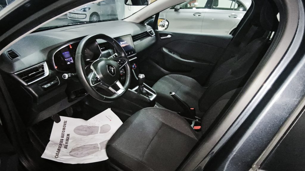 Renault Clio 1.0 TCe Intens cheio