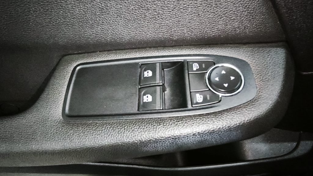 Renault Clio 1.0 TCe Intens cheio