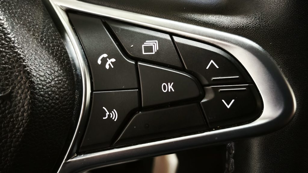 Renault Clio 1.0 TCe Intens cheio