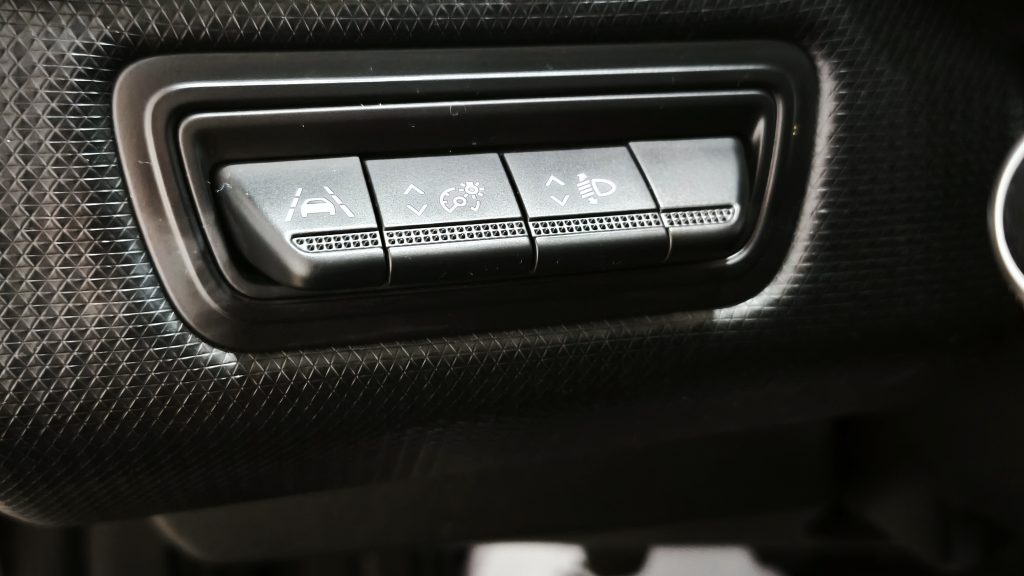 Renault Clio 1.0 TCe Intens cheio