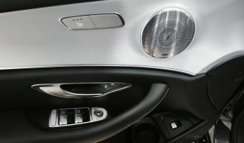 Mercedes Benz E 300 de Avantgarde cheio