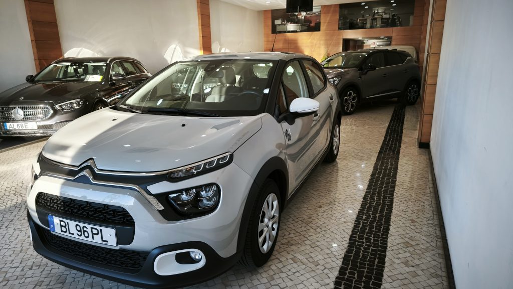 CITROEN C3 1.2 PURE TECH 83 SeS CVM YOU cheio