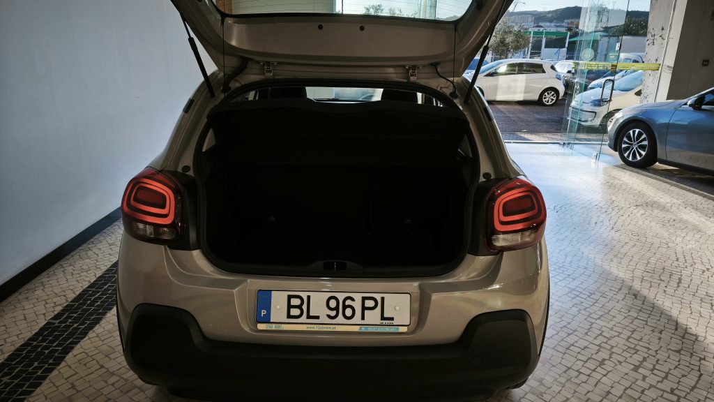 CITROEN C3 1.2 PURE TECH 83 SeS CVM YOU cheio