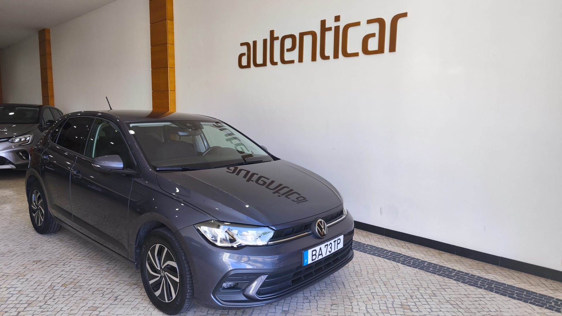 Volkswagen Polo 1.0 TSI Life 5P DSG