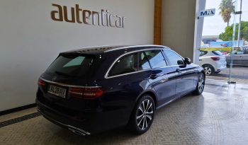 Mercedes Benz E 300 de Avantgarde cheio
