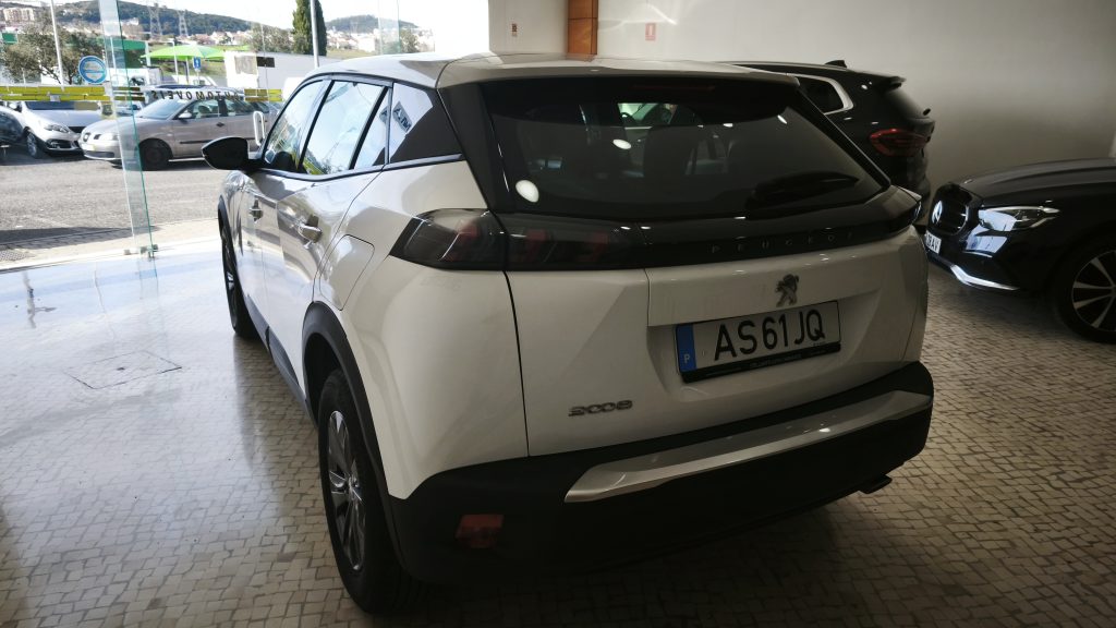 Peugeot 2008 1.5 BlueHdi Active Pack cheio