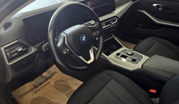 BMW 320e Touring Plug-in-Hybrid Pack Essence cheio