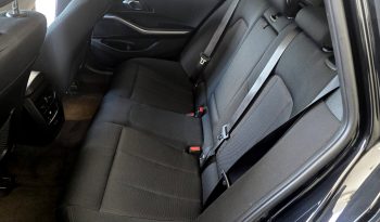 BMW 320e Touring Plug-in-Hybrid Pack Essence cheio