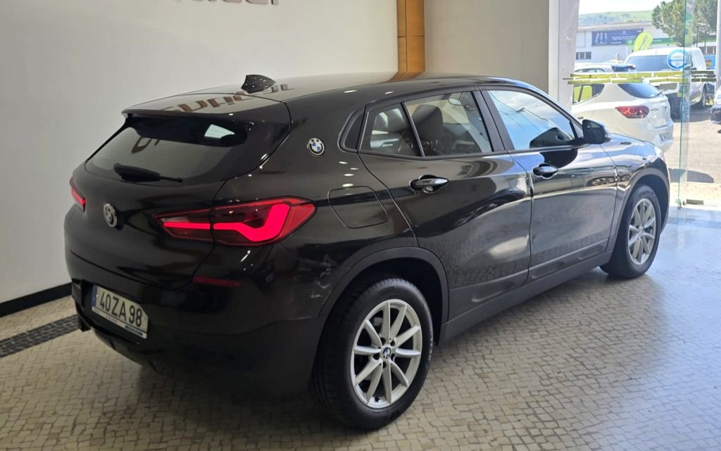 BMW X2 16d sDrive Auto cheio