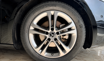 Mercedes-Benz A180D Limousine DCT Advantage cheio