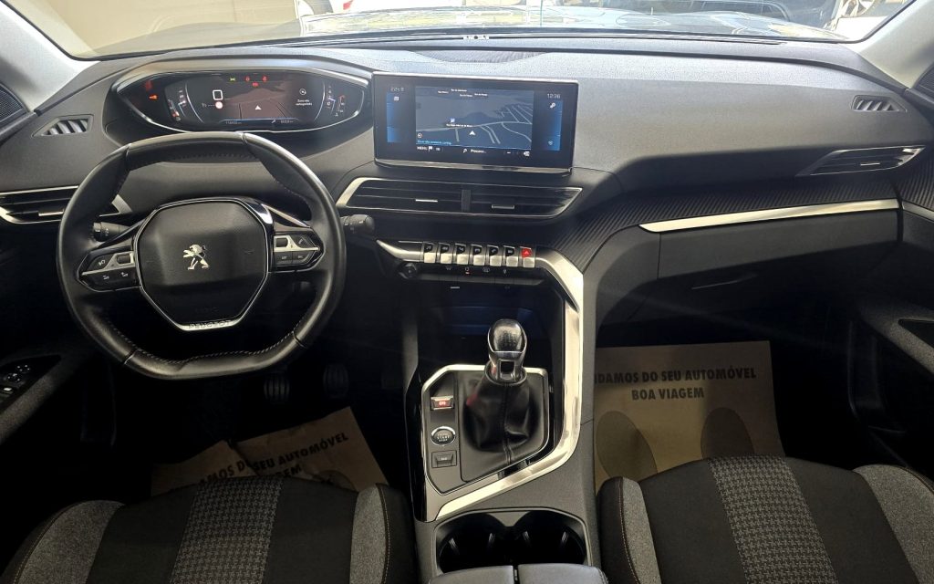 Peugeot 3008 1.5 BlueHDi Active Pack cheio