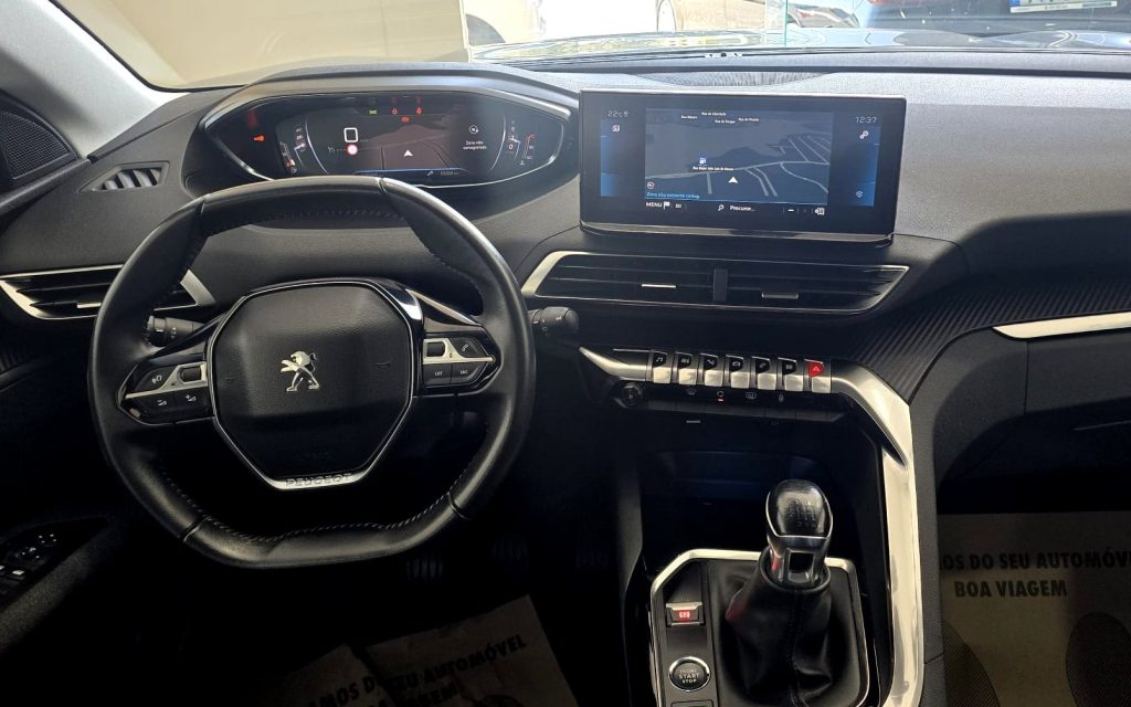 Peugeot 3008 1.5 BlueHDi Active Pack cheio