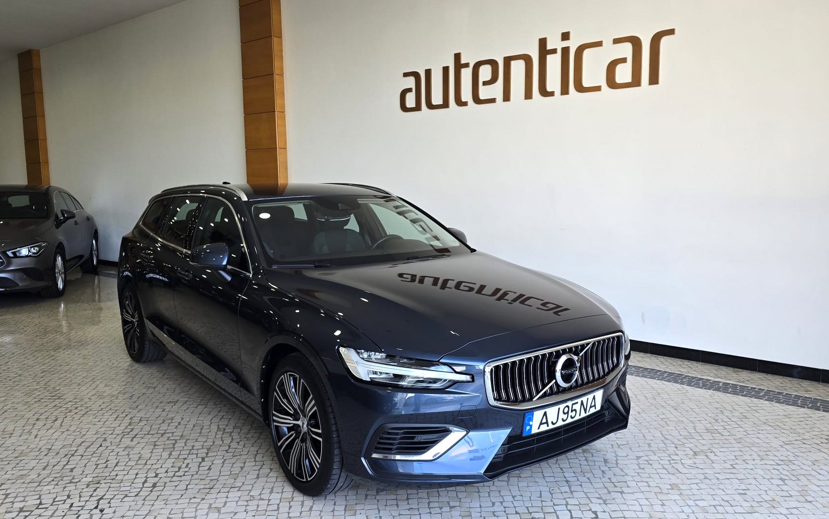 Volvo V60 2.0 T6 AWD TE Inscription Expression