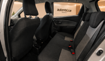 Toyota Yaris 1.0 VVT-i Comfort cheio