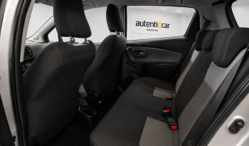Toyota Yaris 1.0 VVT-i Comfort cheio