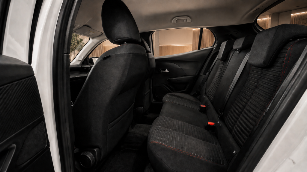 Peugeot 2008 1.5 BlueHDI Active Pack cheio