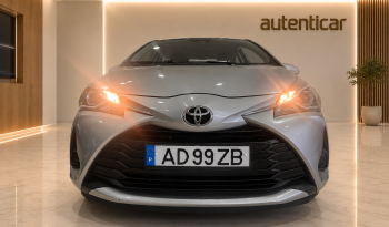 Toyota Yaris 1.0 VVT-i Comfort cheio