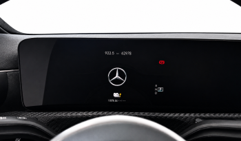 Mercedes Benz A 250 e cheio