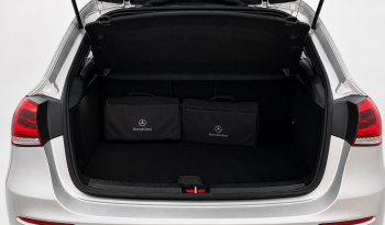 Mercedes Benz A 250 e cheio