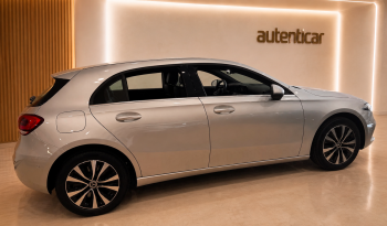 Mercedes Benz A 250 e cheio