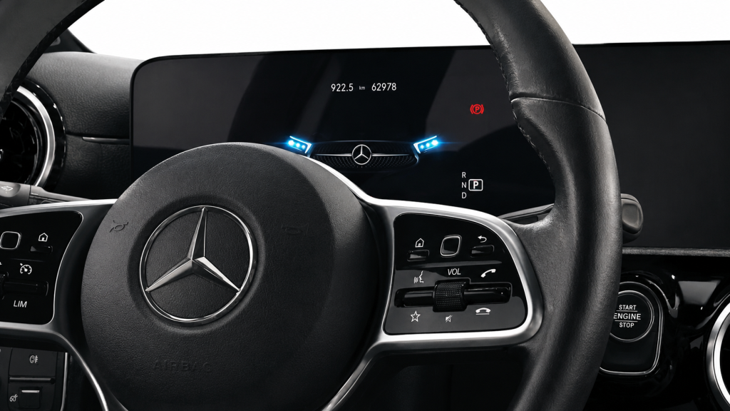 Mercedes Benz A 250 e cheio